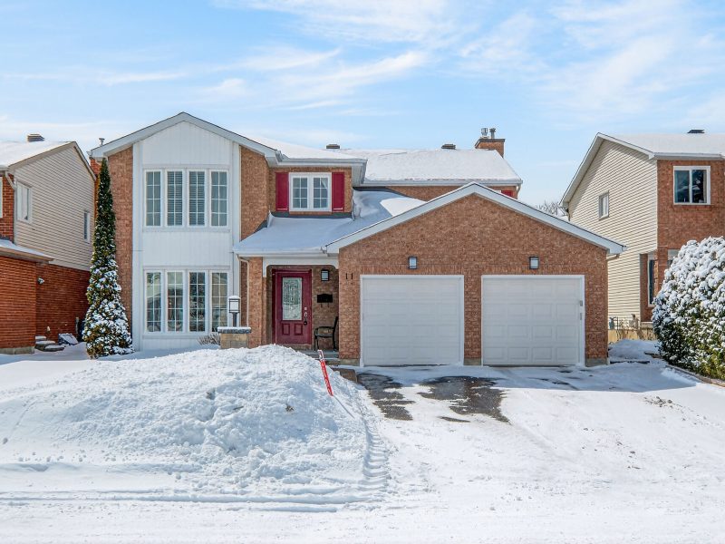 11 Speers Crescent, Bridlewood, Kanata - house for sale