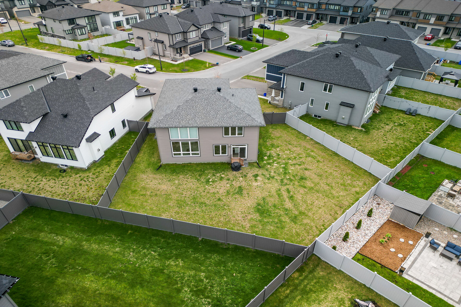 408 Gidran Circle, Blackstone, Stittsville - backyard