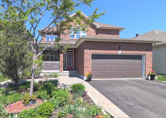 214 Davy Street, Bridlewood, Kanata - home for sale in Ottawa